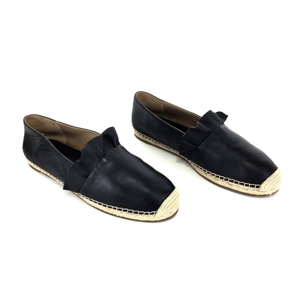 - SOLD - Michael Kors Collection Black Ruffle Espadrilles - Picture 3 of 12
